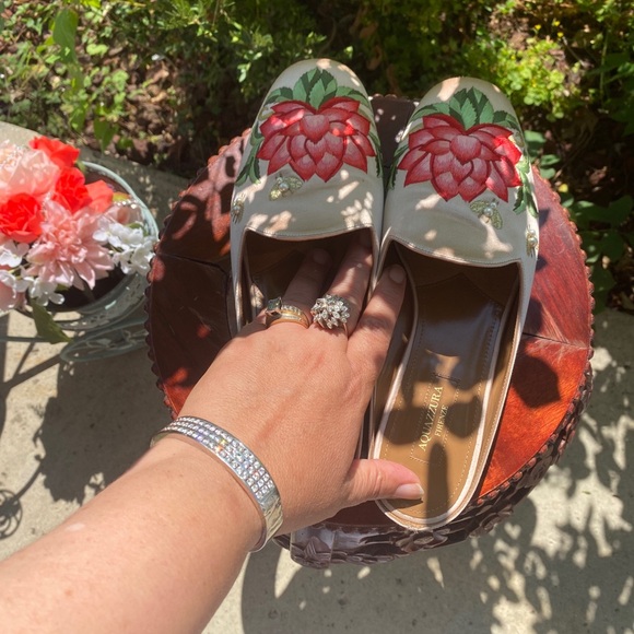 ❤️🌸🌺Aquazzura Lotus/Bee Pink Satin Embroidered Flat Mules Loafers8.5 M in Italy - Picture 4 of 15